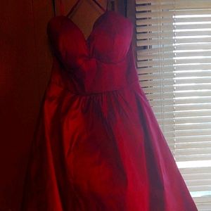 Red high low B. Smart dress size 9